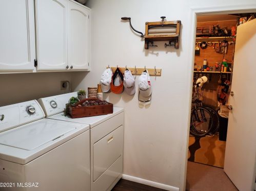 1086 Paseo Iris, Green Valley AZ 85614-3644 exterior