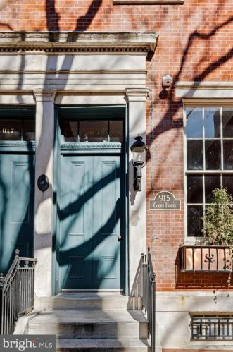 915 Clinton St, Philadelphia PA 19107-6109 exterior