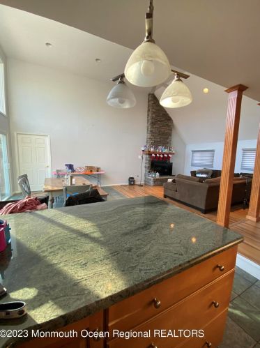 7 Carole Dr, Oakhurst NJ  07755-1202 exterior