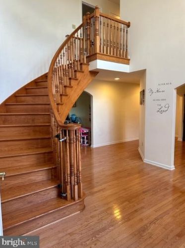 381 Thornhill Dr, Hanover PA  17331-7976 exterior