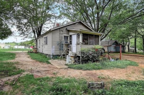 1497 Hancock Ave Ext, Gainesville GA 30501-7215 exterior