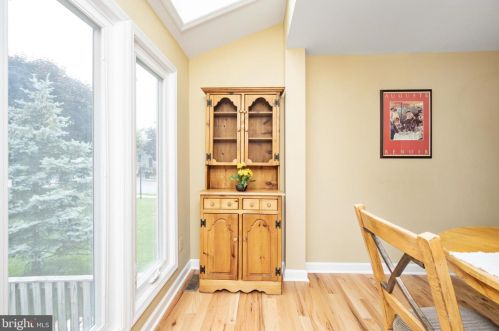 6133 Joust Ln, Alexandria VA 22315-4809 exterior