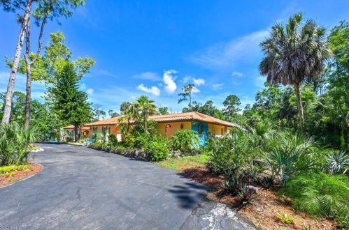 3795 27th Ave, Naples, FL 34117-7133