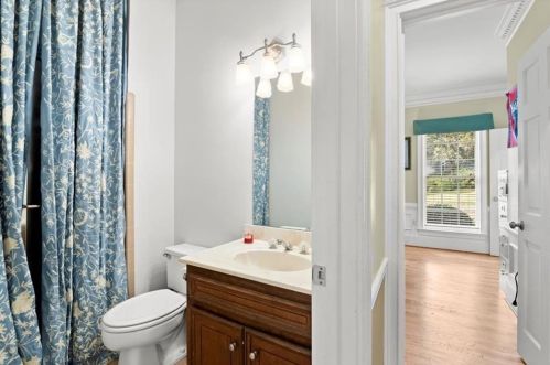 100 Riv Holw Ct, Duluth GA 30096-2414 exterior