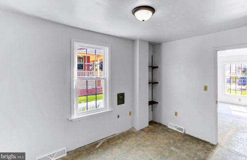 822 Broadway, Hanover PA  17331-2015 exterior