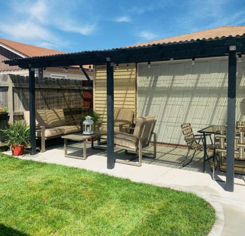 6343 Tripp Ave, Chicago IL 60646-4524 exterior