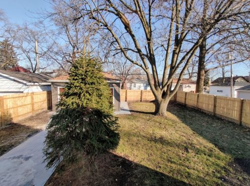 13929 Dearborn St, Chicago IL  60827-2071 exterior