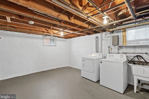 1135 Chaplin St, Washington DC  20019-4923 exterior