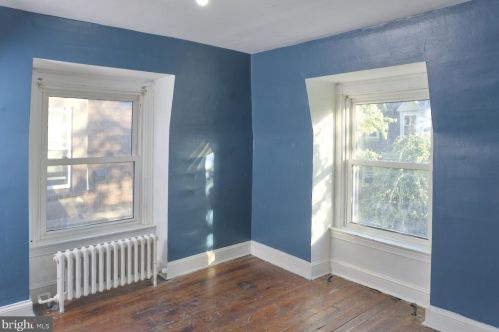 4830 Cedar Ave, Philadelphia PA 19143-2034 exterior