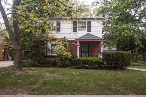 4220 86th St, Milwaukee, WI 53222-1704