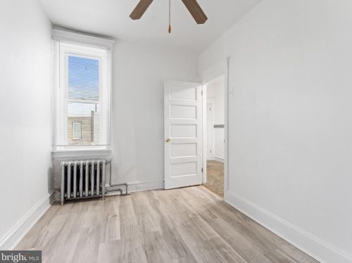 2969 Aramingo Ave, Philadelphia PA 19134-4404 exterior