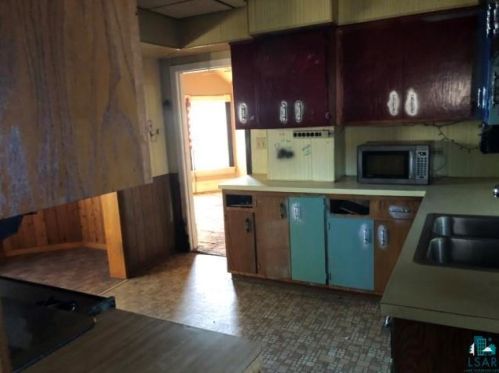 612 24 Ave, Duluth MN 55806-1552 exterior