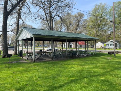 125 Marion St, Meskegon MI  49442-1934 exterior