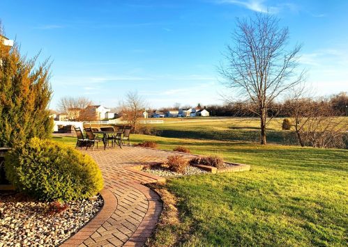 6601 Old Plank Blvd, Matteson IL 60443-1696 exterior