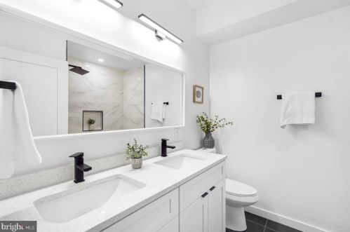 2523 Elvans Rd, Washington DC 20020-3505 exterior