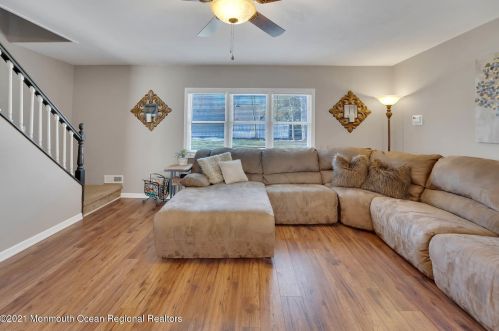 45 Southwood Dr, Old Bridge NJ 08857-1650 exterior