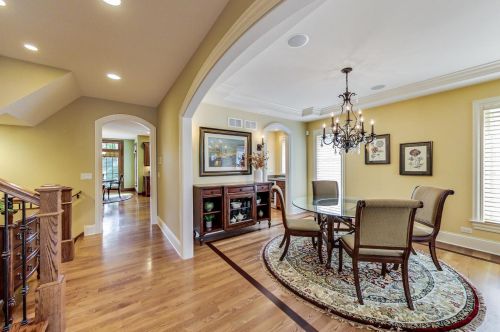 329 Kenmore Ave, Elmhurst IL 60126-3517 exterior