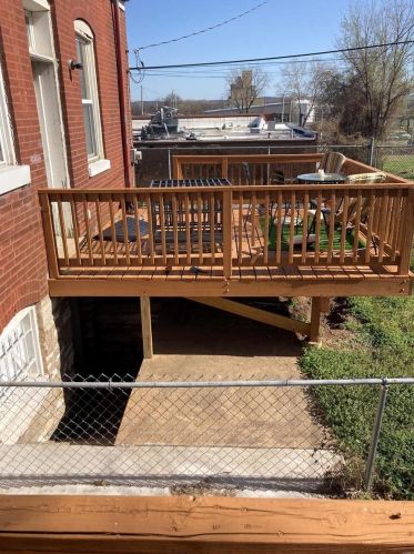 120 Hvn St, Saint Louis MO 63116-2829 exterior