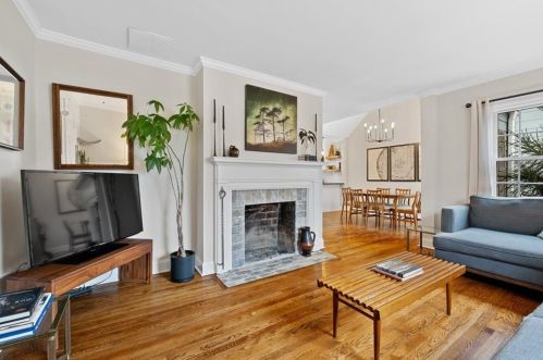 1895 Forrest Ave, Atlanta, GA 30344-2462