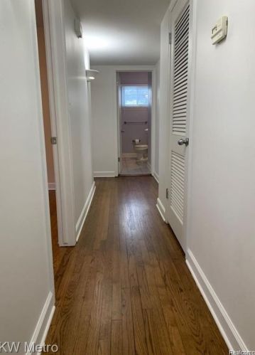 1635 Cole St, Bham MI  48009-7056 exterior