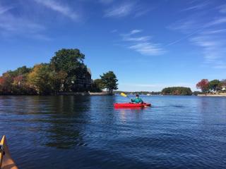 205 Treasure Island Rd, Webster, MA 01570-1567