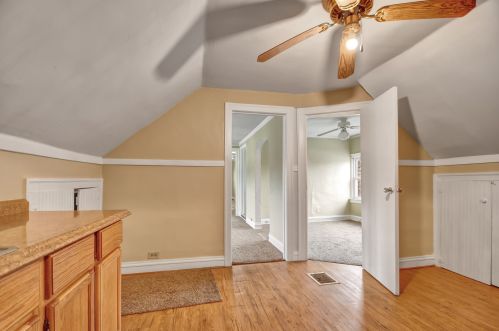 6037 Kenneth Ave, Chicago IL 60652-1108 exterior