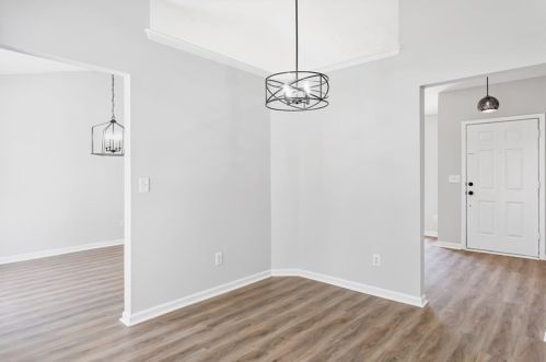 320 Emerald Grn Ct, Atlanta GA 30349-8420 exterior