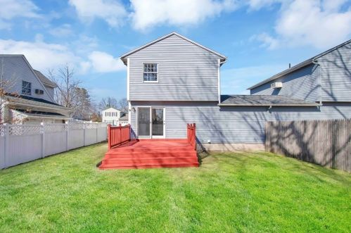 75 Glenmore St, Springfield MA 01129-1067 exterior