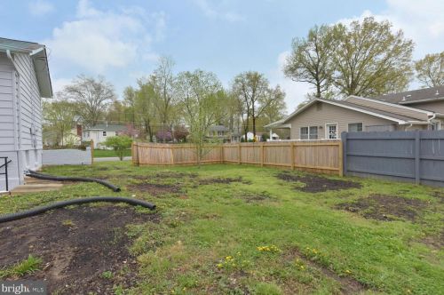 8804 Falkstone Ln, Alexandria VA 22309-4007 exterior