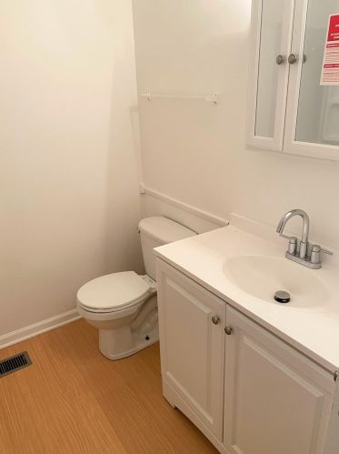 7542 Whitcomb St, Gary IN 46404-2618 exterior