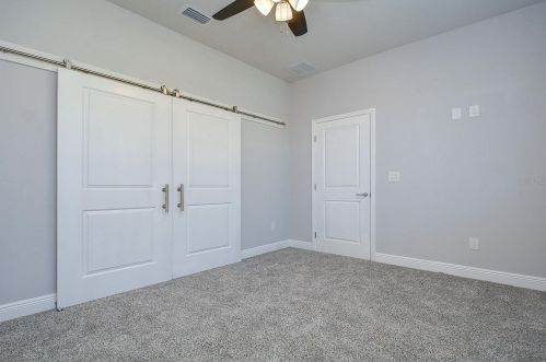 2710 Braddock St, Tampa FL  33607-6828 exterior