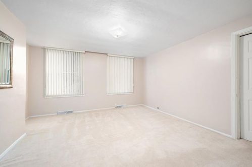 2121 Magnolia St, Pittsburgh PA exterior