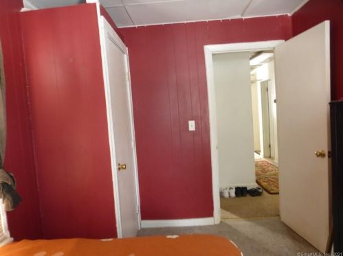 189 New Haven Ave, Derby CT 06418-2521 exterior