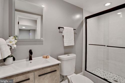 248 Van Buren St, Washington DC  20012-2704 exterior