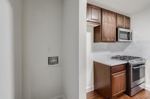 7058 Oakhill Cir, Austell GA 30168-6856 exterior