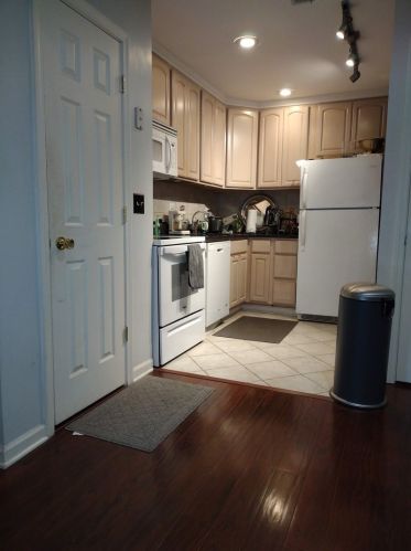 701 Milwaukee Ave, Chicago, IL 60642-5922