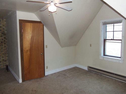 3274 Shepard Ave, Milwaukee WI  53211-3136 exterior