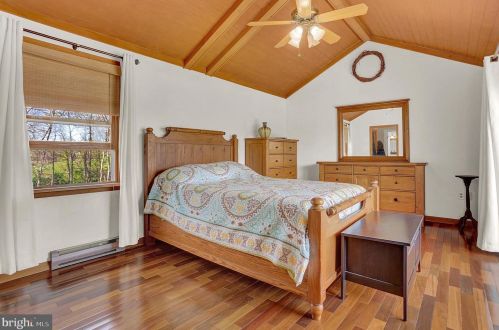 7194 Un Deposit Rd, Hummelstown PA 17036-9213 exterior