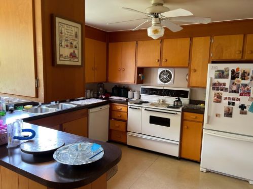 90 Community Dr, Concord NH 03303-1407 exterior