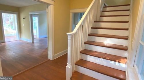 2715 Wisconsin Ave, Washington DC  20007-4604 exterior