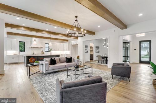 1113 Ingleside Ave, Mc Lean VA  22101-2131 exterior