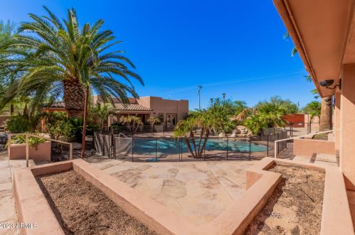 16402 40 Pl, Phoenix AZ 85050-8973 exterior