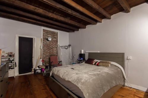 62 Callender Ave, Middletown RI 02840-2012 exterior