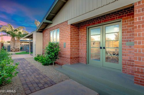 2545 9th St, Phoenix AZ 85014-5070 exterior