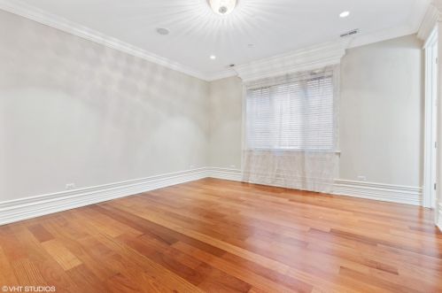 716 Schubert Ave, Chicago IL 60614-1247 exterior