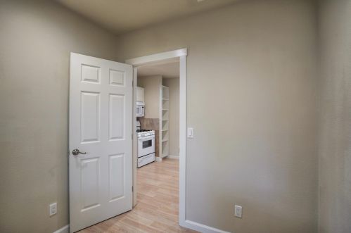 180 Empire St, San Jose CA 95112-3311 exterior