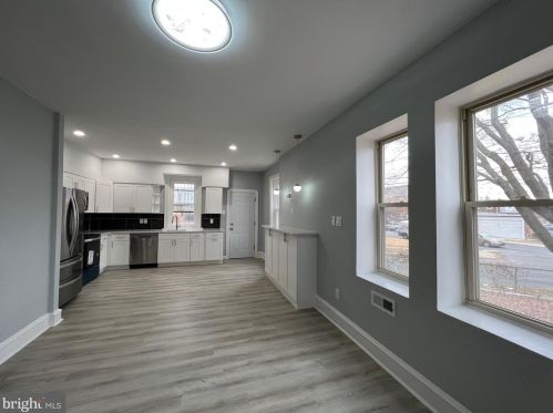 551 Gilham St, Philadelphia PA  19111-5230 exterior