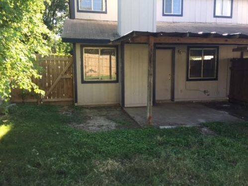 2410 Burleson Ct, Austin TX  78741-5603 exterior