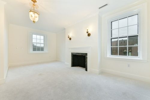 48 Mount Vernon St, Boston MA  02132-2810 exterior