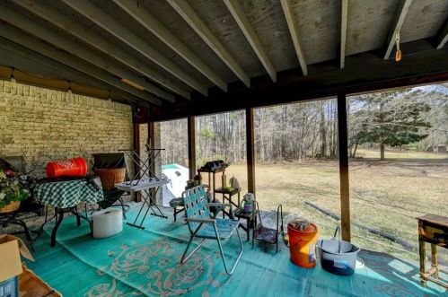 4596 Lenora Church Rd, Lithonia GA 30039-5626 exterior